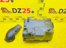 Корпус воздушного фильтра TOYOTA LAND CRUISER PRADO 2002/Цвет 070 1770062140 VZJ120W 5VZFE, передний