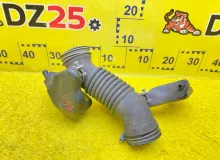 Патрубок воздушного фильтра TOYOTA LAND CRUISER PRADO 2002/Цвет 070 1788162200 VZJ120W 5VZFE, передний