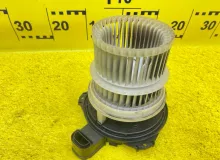Мотор печки TOYOTA ESQUIRE 2014/Цвет 202 8710328130 ZWR80G 2ZRFXE, передний