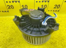 Мотор печки HONDA VEZEL 2014/Цвет NH731P 79310T9AF01 RU3 LEB, передний