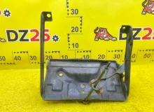 Крепление аккумулятора TOYOTA LAND CRUISER 1992/Цвет 26P 7440360140 HZJ77HV 1HZ, переднее