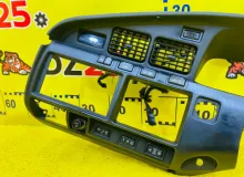 Консоль магнитофона TOYOTA LAND CRUISER 1992/Цвет 6M1 5541260020 FZJ80G 1FZFE, передний