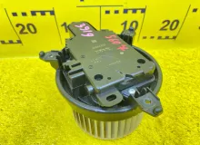 Мотор печки TOYOTA HARRIER 2014/Цвет 220 8710348160 AVU65W 2ARFXE, передний