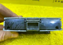 Кнопка включения подогрева сидений LEXUS RX450H 2010/Цвет 212 8475148110 GYL15W 2GRFXE, передняя