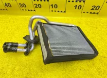 Радиатор печки TOYOTA LAND CRUISER 1999/Цвет 1B1 8710760290 UZJ100W 2UZFE, передний