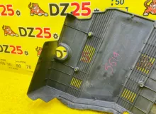 Пластиковая крышка на двс TOYOTA LAND CRUISER 1999/Цвет 1B1 1120950080 UZJ100W 2UZFE, передняя