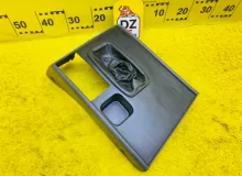 Консоль автомата TOYOTA LAND CRUISER 1992/Цвет 6M1 588116002006 FZJ80G 1FZFE, передний