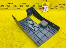 Консоль автомата TOYOTA LAND CRUISER 1992/Цвет 6M1 588116002006 FZJ80G 1FZFE, передний
