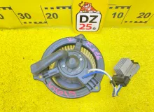 Мотор печки TOYOTA LAND CRUISER 1999/Цвет 1B1 8710360190 UZJ100W 2UZFE, передний