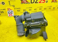 Корпус воздушного фильтра LEXUS CT200H 2010/Цвет 4V3 1770037290 ZWA10 2ZRFXE, передний