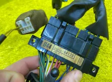 Гитара TOYOTA LAND CRUISER 1992/Цвет 26P 843106A120 HZJ77HV 1HZ, передняя