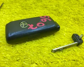 Ключ зажигания TOYOTA