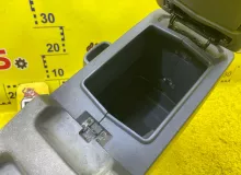 Бардачок между сиденьями TOYOTA LAND CRUISER 1991/Цвет 183 8852060110 HDJ81V 1HDT, передний