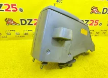 Бардачок между сиденьями TOYOTA LAND CRUISER 1991/Цвет 183 8852060110 HDJ81V 1HDT, передний