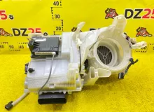 Печка салона LEXUS CT200H 2010/Цвет 4V3 8705075010 ZWA10 2ZRFXE, передняя