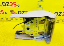Бардачок между сиденьями TOYOTA LAND CRUISER 1999/Цвет 1B1 5890160310A0 UZJ100W 2UZFE, передний
