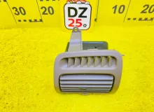 Дуйка TOYOTA LAND CRUISER 1999/Цвет 1B1 5568060010E0 UZJ100W 2UZFE, передняя левая