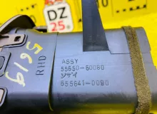 Дуйка TOYOTA LAND CRUISER 1999/Цвет 1B1 5565060080E0 UZJ100W 2UZFE, передняя правая