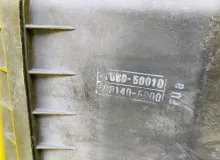 Корпус воздушного фильтра TOYOTA LAND CRUISER 1999/Цвет 1B1 1770050170 UZJ100W 2UZFE, передний