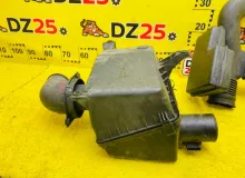 Корпус воздушного фильтра TOYOTA LAND CRUISER 1999/Цвет 1B1 1770050170 UZJ100W 2UZFE, передний