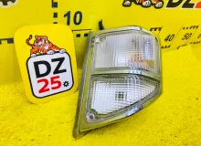Габарит TOYOTA LAND CRUISER 1992/Цвет 26P 8152060310 HZJ77HV 1HZ, передний левый