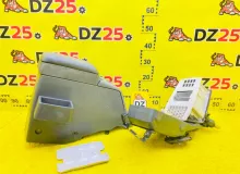 Бардачок между сиденьями TOYOTA LAND CRUISER 1993/Цвет 6M1 8852060110 FZJ80G 1FZFE, передний