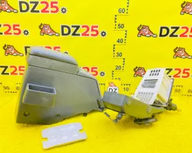 Бардачок между сиденьями TOYOTA
