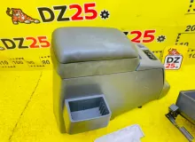 Бардачок между сиденьями TOYOTA LAND CRUISER 1993/Цвет 6M1 8852060110 FZJ80G 1FZFE, передний