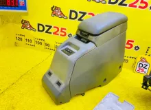 Бардачок между сиденьями TOYOTA LAND CRUISER 1993/Цвет 6M1 8852060110 FZJ80G 1FZFE, передний