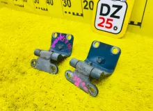 Петли двери багажника TOYOTA LAND CRUISER 1992/Цвет 6M1 6881060010 FZJ80G 1FZFE, задние