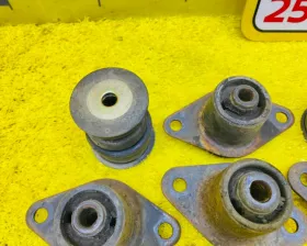 Подушка кузова TOYOTA