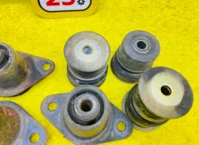 Подушка кузова TOYOTA LAND CRUISER 1993/Цвет 6M1 5220160021 FZJ80G 1FZFE