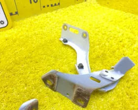 Петля капота HONDA