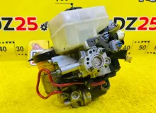 Главный тормозной цилиндр TOYOTA LAND CRUISER PRADO 2003/Цвет 070 4705060090 VZJ121W 5VZFE, передний