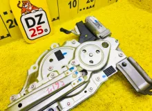 Доводчик двери пятой LEXUS RX450H 2010/Цвет 078 6891048020 GYL16W 2GRFXE, задний
