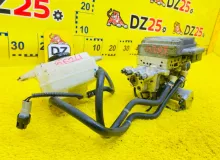 Главный тормозной цилиндр TOYOTA ESQUIRE 2014/Цвет 202 4705028010 ZWR80G 2ZRFXE, передний