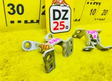 Петли двери багажника TOYOTA LAND CRUISER PRADO 2003/Цвет 070 6880160050 VZJ121W 5VZFE, задние