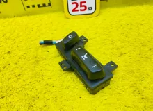 Блок управления сиденьем TOYOTA HARRIER 2014/Цвет 220 8492260190 AVU65W 2ARFXE, передний правый