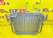Радиатор основной TOYOTA HIACE 1994/Цвет 21T 1651067020 KZH106W 1KZTE, передний