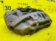 Суппорт TOYOTA LAND CRUISER 1991/Цвет 183 4773060030 HDJ81V 1HDT, передний правый