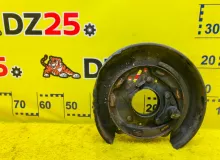 Кожух тормозного диска TOYOTA LAND CRUISER 1992/Цвет 26P 4650360061 HZJ77HV 1HZ, задний правый