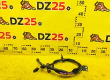 Тросик ручника TOYOTA LAND CRUISER 1992/Цвет 26P 4641060490 HZJ77HV 1HZ, задний