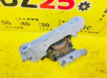 Подушка двигателя TOYOTA HARRIER 2014/Цвет 220 1230536050 AVU65W 2ARFXE, передняя правая