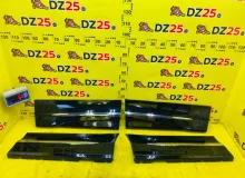 Накладка на дверь TOYOTA VOXY 2014/Цвет 202 7690328160 ZWR80G 2ZRFXE