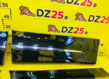 Накладка на дверь TOYOTA VOXY 2014/Цвет 202 7690328160 ZWR80G 2ZRFXE