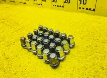Гайка на колесо TOYOTA LAND CRUISER PRADO 2003/Цвет 070 9094201058 VZJ121W 5VZFE