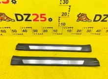 Накладка на порог TOYOTA HARRIER 2014/Цвет 220 67914480 AVU65W 2ARFXE, передняя