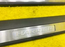 Накладка на порог TOYOTA HARRIER 2014/Цвет 220 67914480 AVU65W 2ARFXE, передняя