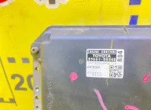 Блок управления двс TOYOTA RAV4 2009 896610R040 ACA33L 2AZFE, передний