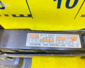 Поддомкратник/ домкрат Toyota
